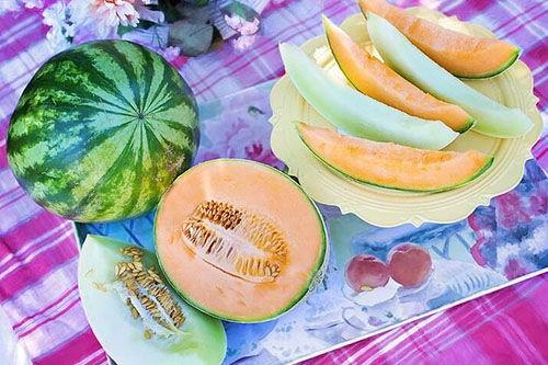 梦见吃鱼及吃瓜